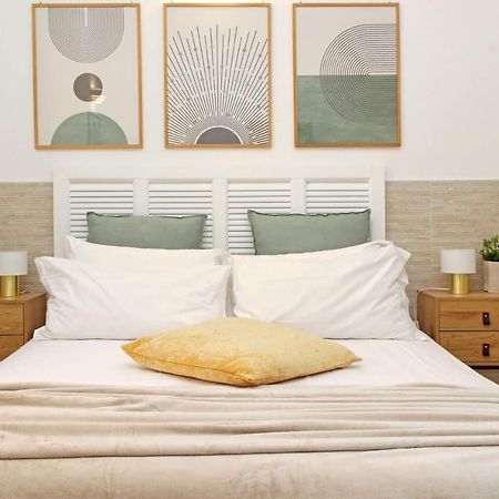 Opera Inn Suites - Rooms And Apartments ローマ エクステリア 写真