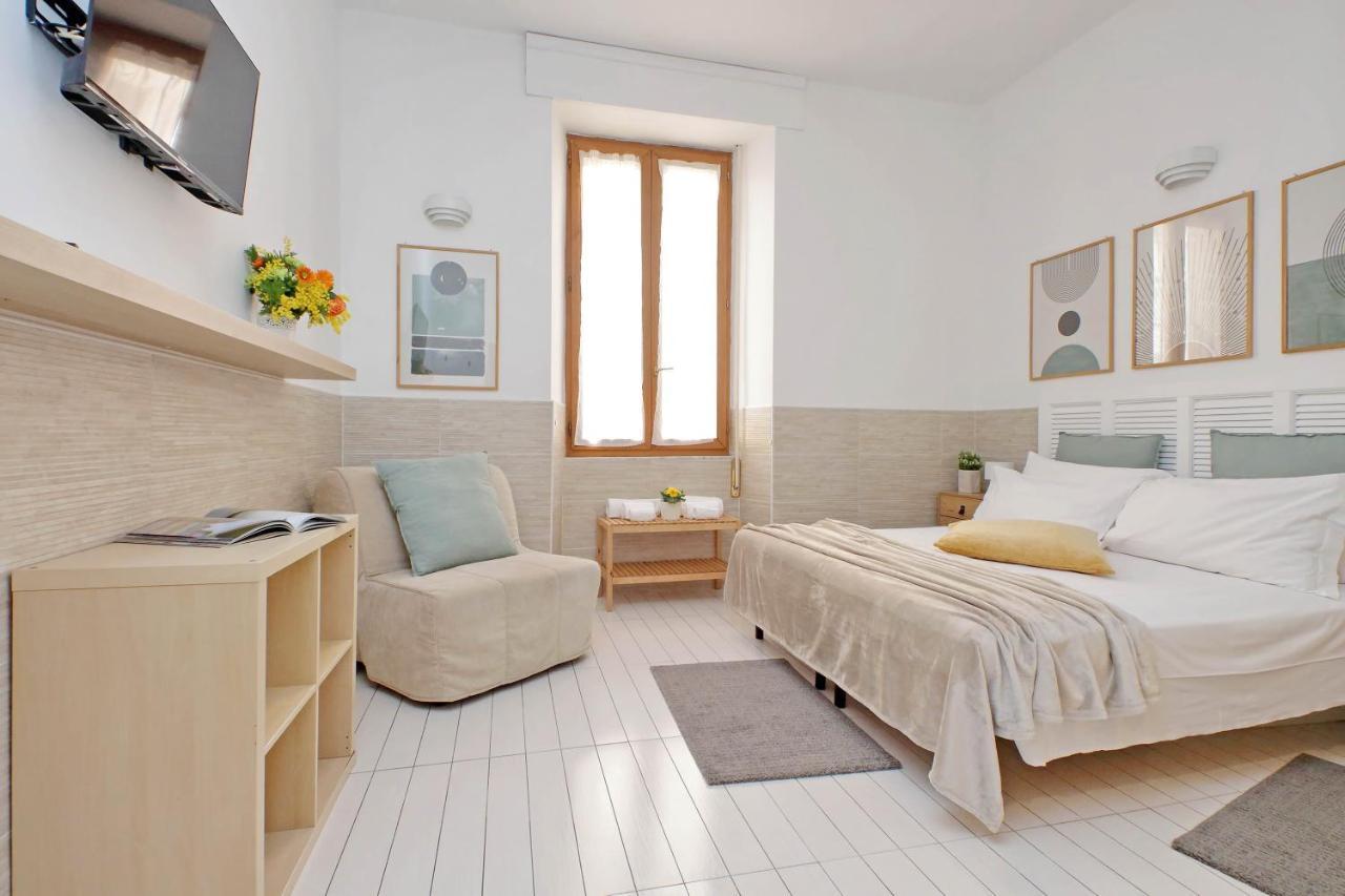 Opera Inn Suites - Rooms And Apartments ローマ エクステリア 写真