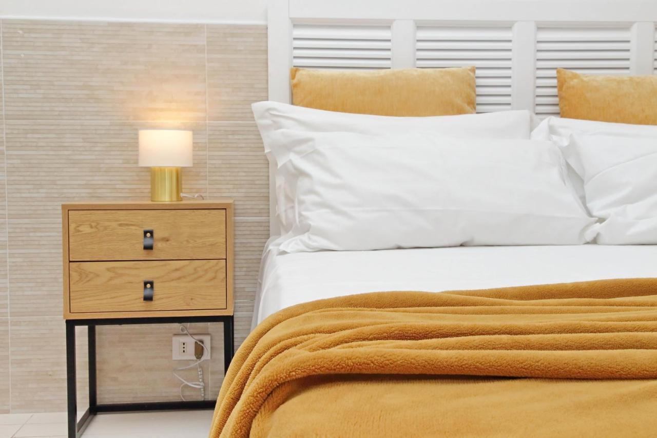 Opera Inn Suites - Rooms And Apartments ローマ エクステリア 写真